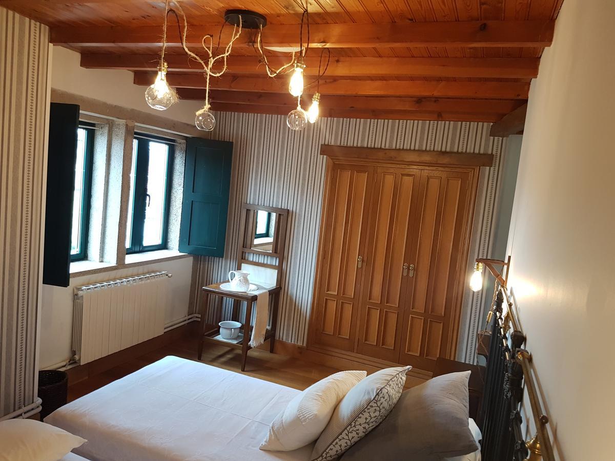 Casa Do Cruceiro Country house *